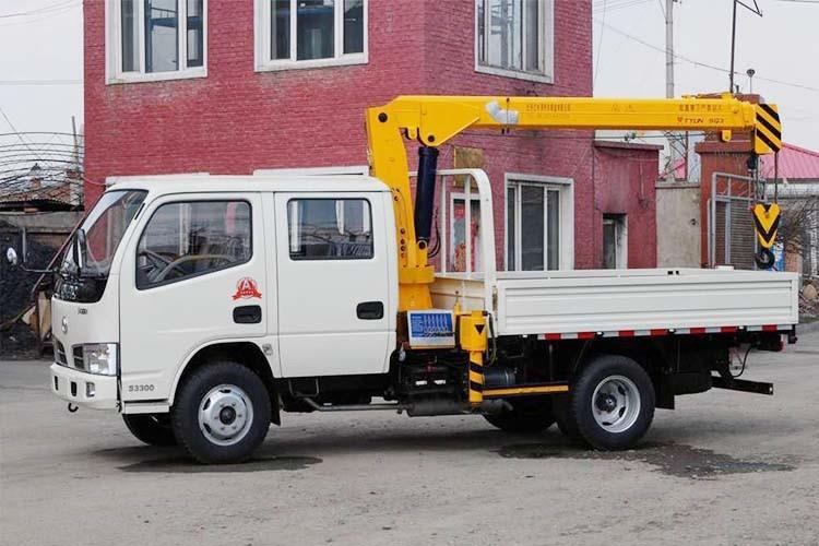 小型随车吊产品展示